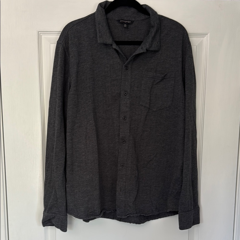 Banana Republic Gray Casual Button Down Shirt